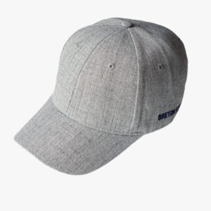 Grijze BRETON STRIPE cap met geborduurd logo aan de zijkant